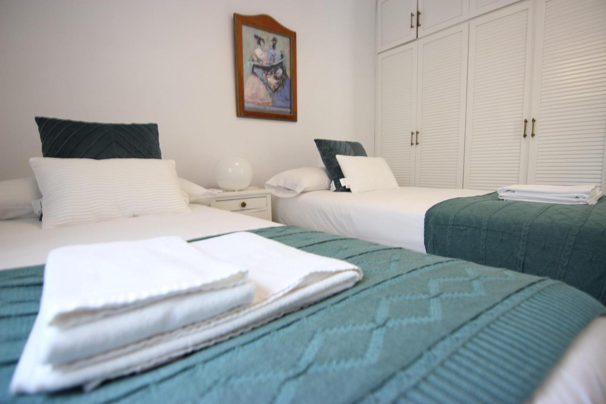 Rentalsevilla Espacioso Apartamento En La Alameda De Hercules Con Parking Esterno foto