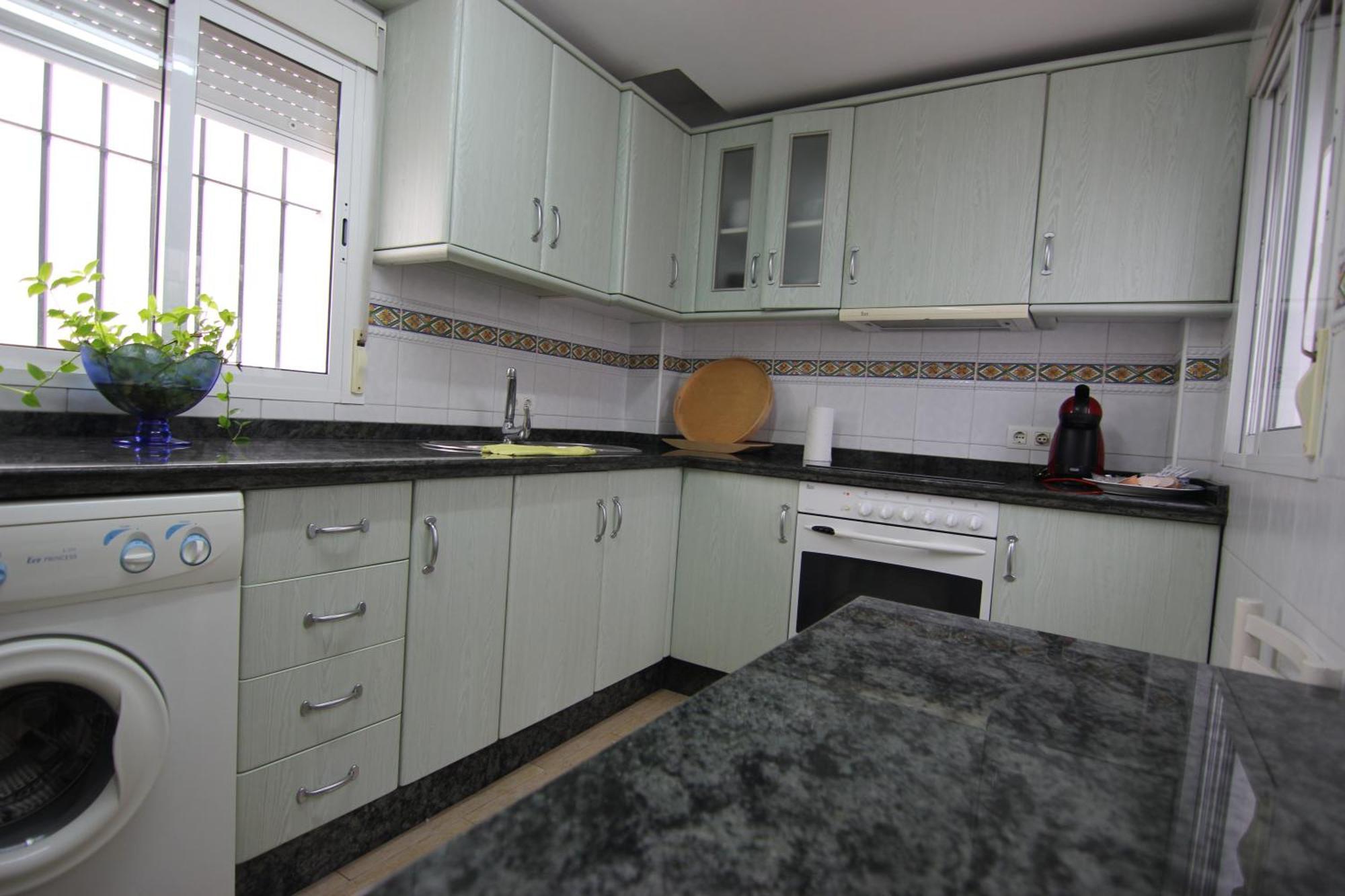 Rentalsevilla Espacioso Apartamento En La Alameda De Hercules Con Parking Esterno foto